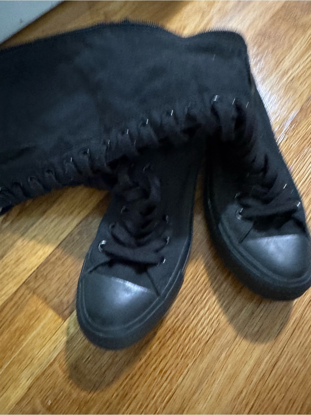 Converse unisex Chuck Taylor All Star Hi Sneaker - Picture 2 of 3